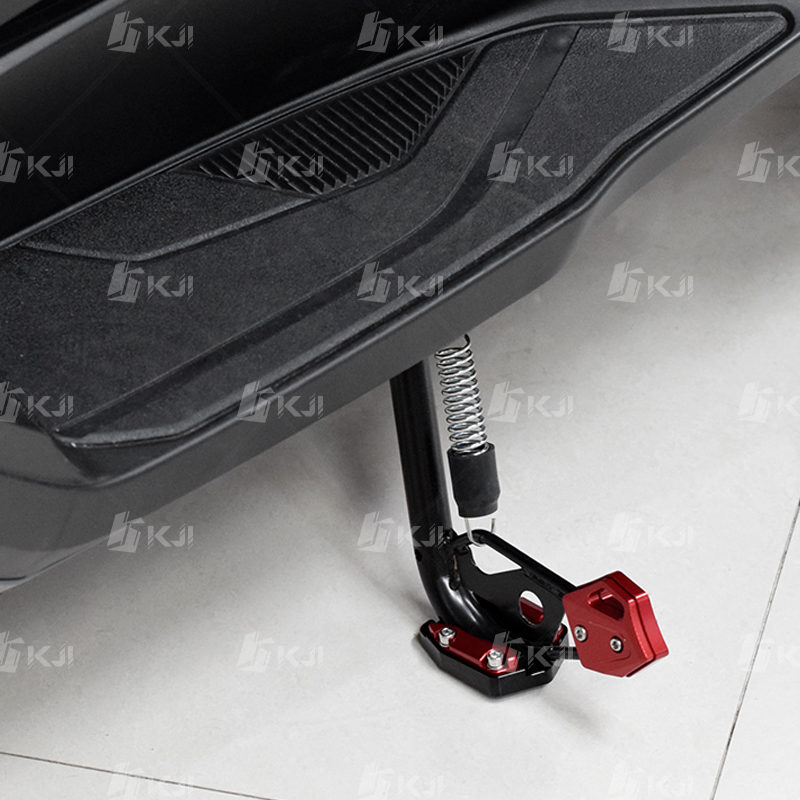 ヤマハ NMAX/NVX/AEROX 160/155/125 - Nmax Tech Max Accessories のレビューと価格