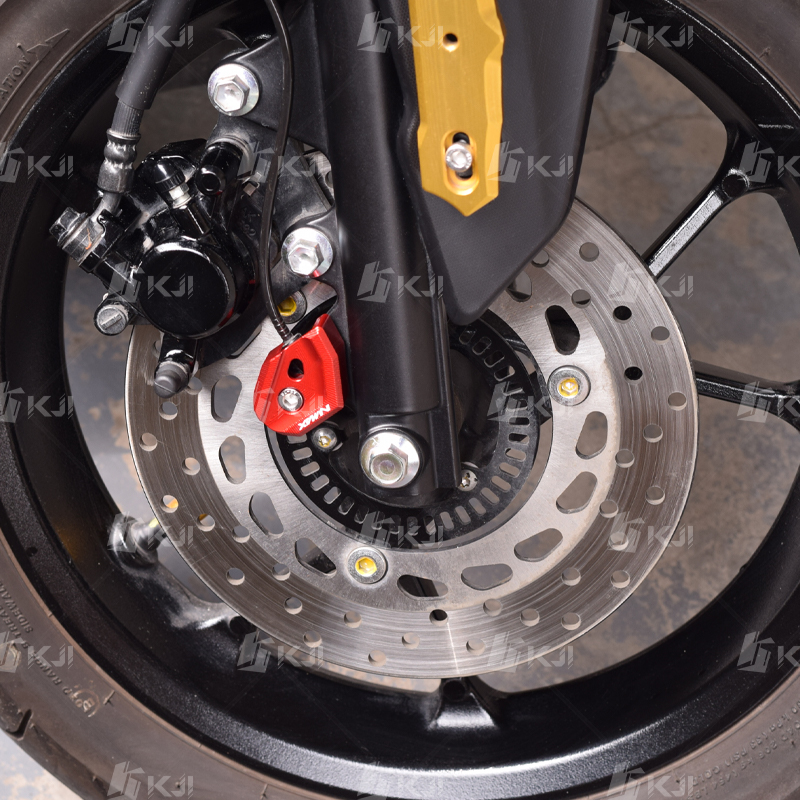 ヤマハ NMAX/NVX/AEROX 160/155/125 - Nmax Tech Max Accessories のレビューと価格